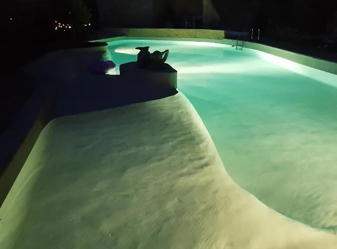 Stargazer 펜션 Saint-Chamassy